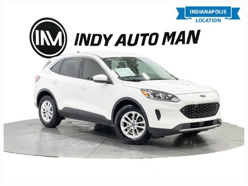 Used 2020 Ford Escape SE image 1