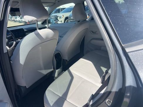 Used 2024 Hyundai Kona SEL image 6