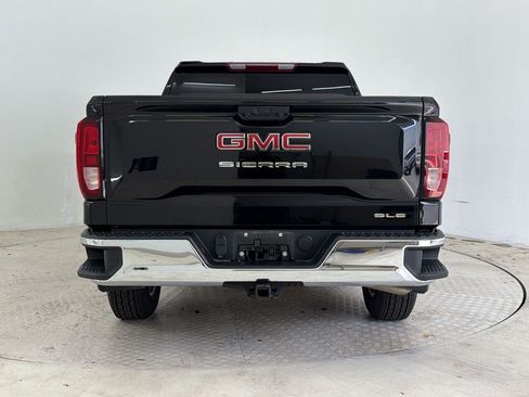 Used 2023 GMC Sierra 1500 SLE AWD/4WD image 10