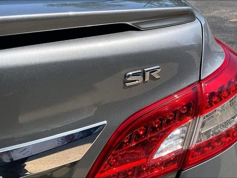 Used 2014 Nissan Sentra SR FWD image 9