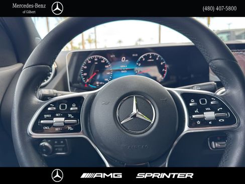 Used 2021 Mercedes-Benz GLA 250 4MATIC image 30