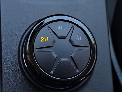 New 2025 Ford Ranger XLT w/ Chrome Accent Package image 15