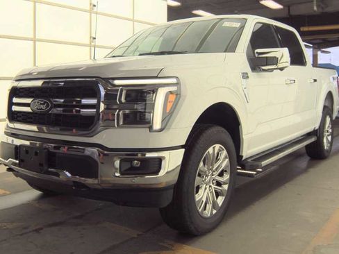 Used 2025 Ford F150 Lariat w/ Equipment Group 501A Mid AWD/4WD image 2