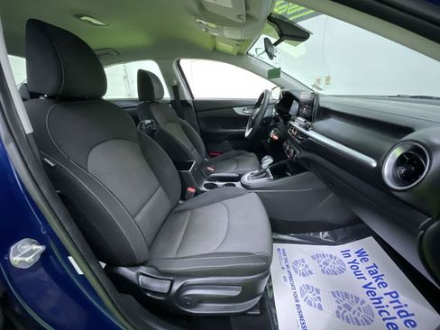 Used 2023 Kia Forte LXS w/ LXS Technology Package image 27