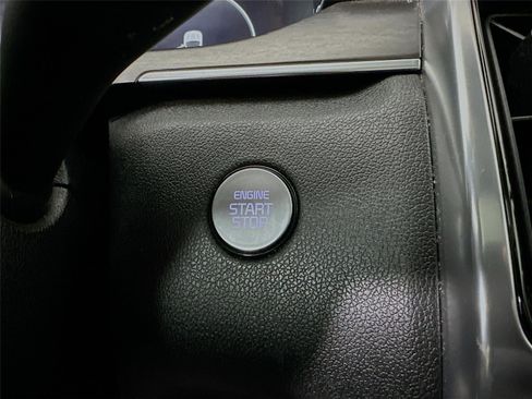 Used 2023 Kia Sorento SX image 13