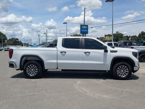 Used 2022 GMC Sierra 1500 Pro w/ Convenience Package AWD/4WD image 3