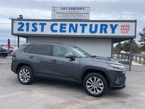 Used 2025 Toyota RAV4 XLE Premium w/ Weather Package AWD/4WD image 1
