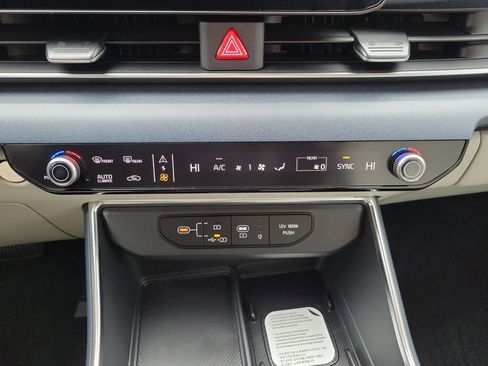 New 2026 Kia Carnival EX image 34