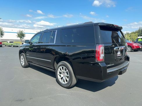 Used 2019 GMC Yukon XL Denali w/ Open Road Package AWD/4WD image 7
