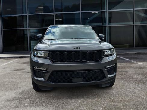 New 2025 Jeep Grand Cherokee Limited image 2