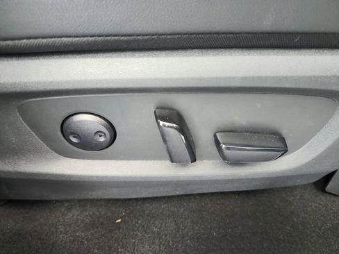 Used 2025 Nissan Pathfinder SL w/ SL Premium Package image 51