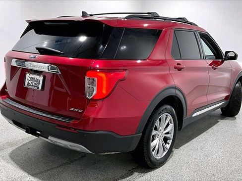 Used 2021 Ford Explorer XLT image 5