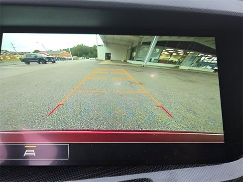 Used 2023 Buick Envision Preferred image 17