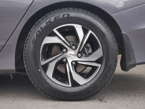 Used 2016 Honda Accord LX image 16