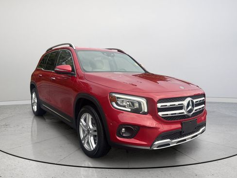 Used 2021 Mercedes-Benz GLB 250 w/ Premium Package image 1
