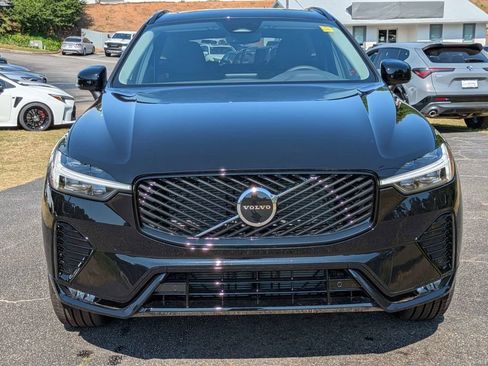 Certified 2026 Volvo XC60 B5 Core w/ Climate Package AWD/4WD image 9