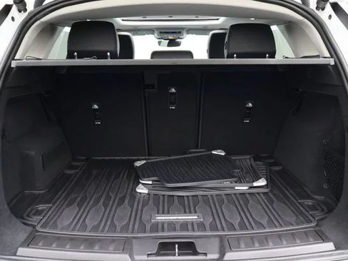 Used 2023 Land Rover Range Rover Evoque S AWD/4WD image 16