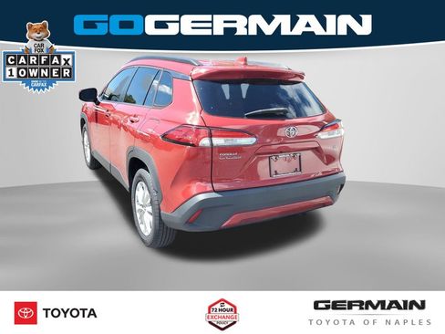 Used 2022 Toyota Corolla Cross LE FWD image 11