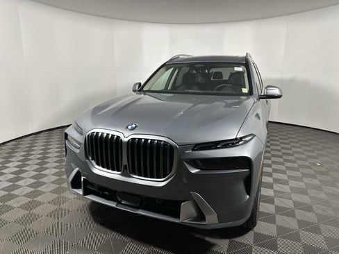 New 2026 BMW X7 xDrive40i image 7
