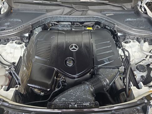 Certified 2023 Mercedes-Benz GLC 300 image 32