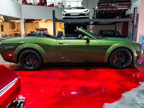 Used 2023 Dodge Challenger SRT Hellcat RWD image 14