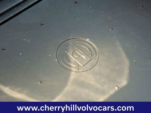 Certified 2022 Volvo XC90 T6 Momentum w/ Advanced Package image 26