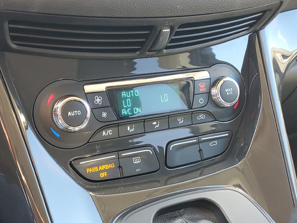 Used 2015 Ford Escape Titanium AWD/4WD image 26