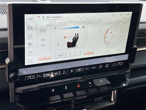 New 2025 GMC Hummer EV 2X image 11