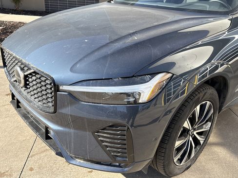 Used 2025 Volvo XC60 B5 Plus image 6