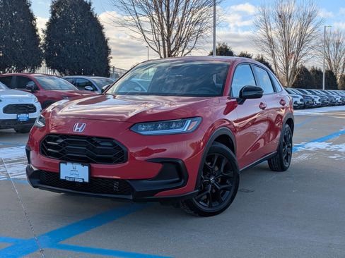 Certified 2024 Honda HR-V Sport image 2