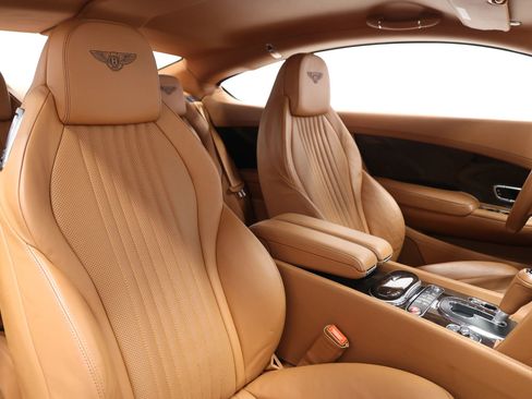 Used 2016 Bentley Continental GT image 74