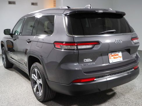 Used 2023 Jeep Grand Cherokee L Limited w/ Rear Seat Video Group I image 9