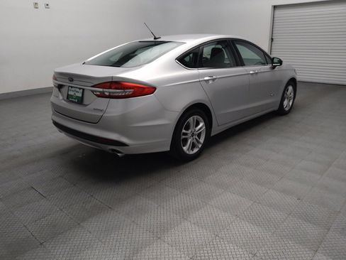 Used 2018 Ford Fusion S FWD image 9