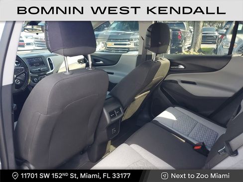 Used 2023 Chevrolet Equinox LS image 18