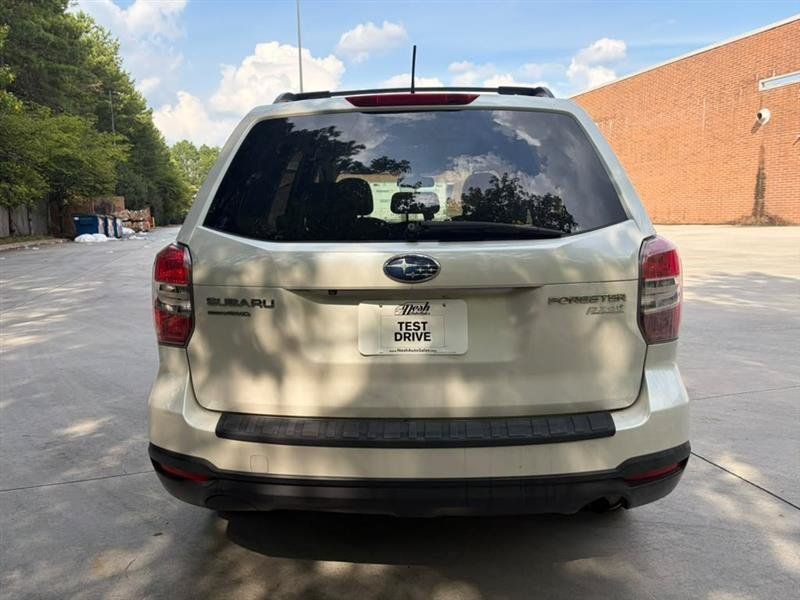 Used 2014 Subaru Forester 2.5i Premium w/ All-Weather Package AWD/4WD image 5