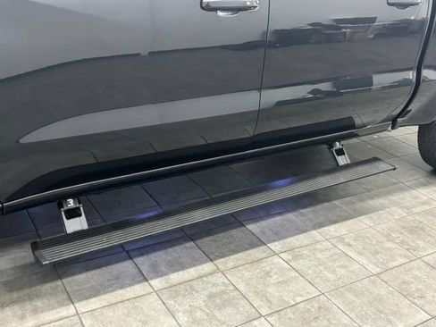 Used 2024 Chevrolet Silverado 1500 RST AWD/4WD image 9