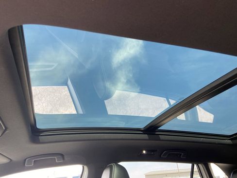 Used 2022 Volkswagen Atlas Cross Sport SEL Premium R-Line image 56