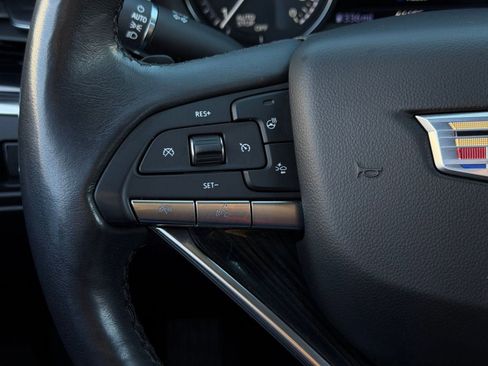 Used 2020 Cadillac XT6 Premium Luxury image 16