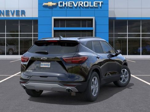 New 2026 Chevrolet Blazer LT w/ Convenience Package FWD image 5