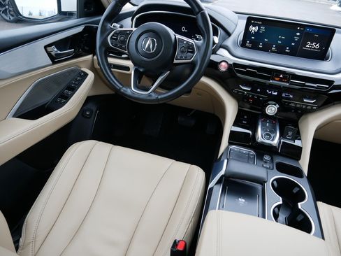 Used 2024 Acura MDX image 9