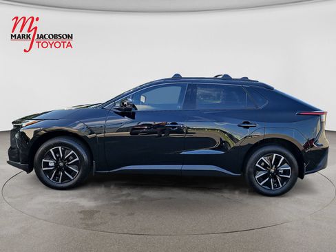 Used 2026 Toyota bZ FWD image 13