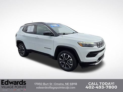 Used 2025 Jeep Compass Limited w/ Elite Group AWD/4WD image 1