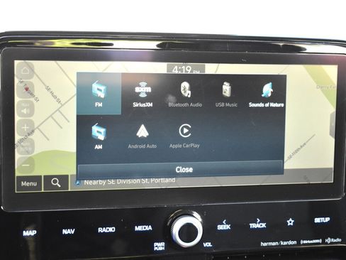 Used 2022 Hyundai Ioniq Limited FWD image 25