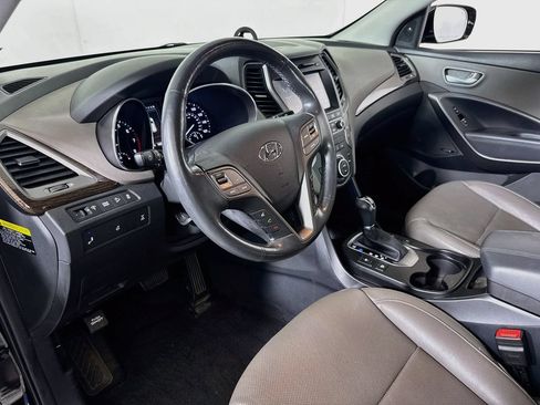 Used 2017 Hyundai Santa Fe Sport w/ 2.4L Tech Package 04 AWD/4WD image 9