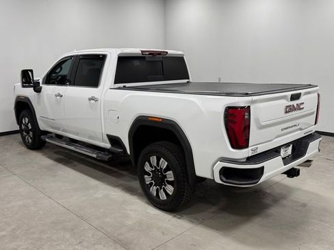 Used 2024 GMC Sierra 3500 Denali w/ Denali Reserve Package image 9