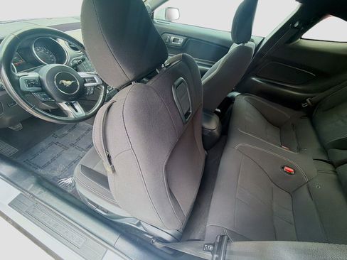 Used 2023 Ford Mustang GT RWD image 23