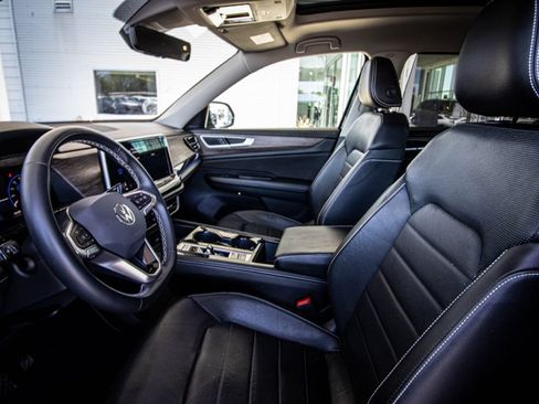 Certified 2024 Volkswagen Atlas SEL AWD/4WD image 24