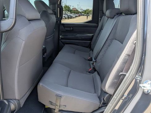 Used 2025 Toyota Tacoma SR5 AWD/4WD image 25