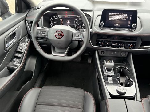 New 2026 Nissan Rogue SV AWD/4WD image 11