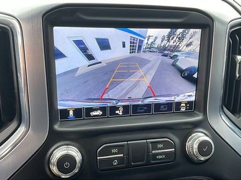 Used 2021 GMC Sierra 2500 SLT w/ SLT Convenience Package AWD/4WD image 21